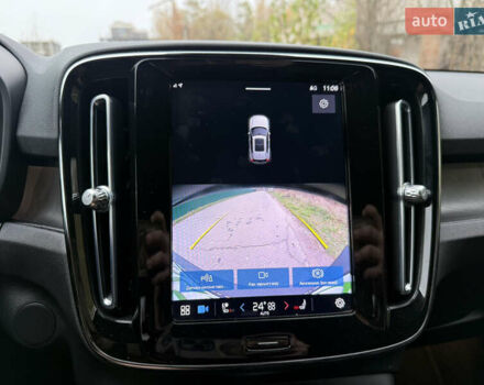 Черный Вольво XC40, объемом двигателя 0 л и пробегом 28 тыс. км за 27500 $, фото 48 на Automoto.ua