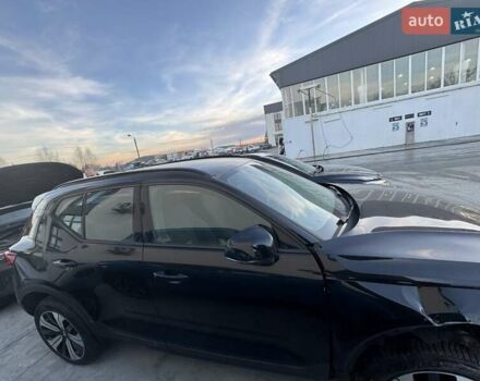 Черный Вольво XC40, объемом двигателя 0 л и пробегом 11 тыс. км за 16300 $, фото 3 на Automoto.ua