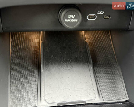 Черный Вольво XC40, объемом двигателя 0 л и пробегом 28 тыс. км за 27500 $, фото 51 на Automoto.ua