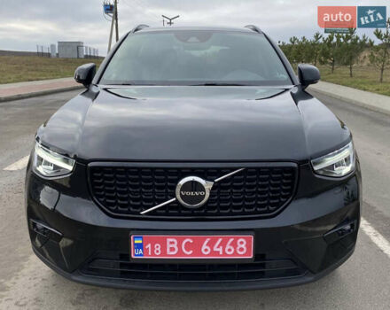 Черный Вольво XC40, объемом двигателя 1.48 л и пробегом 89 тыс. км за 35000 $, фото 6 на Automoto.ua