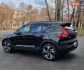 Черный Вольво XC40, объемом двигателя 1.97 л и пробегом 5 тыс. км за 33900 $, фото 2 на Automoto.ua