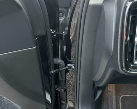 Черный Вольво XC40, объемом двигателя 2 л и пробегом 13 тыс. км за 39000 $, фото 51 на Automoto.ua