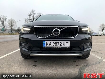 Чорний Вольво XC40, об'ємом двигуна 2 л та пробігом 59 тис. км за 28000 $, фото 1 на Automoto.ua