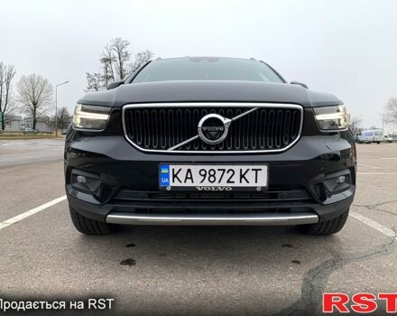 Чорний Вольво XC40, об'ємом двигуна 2 л та пробігом 59 тис. км за 28000 $, фото 1 на Automoto.ua