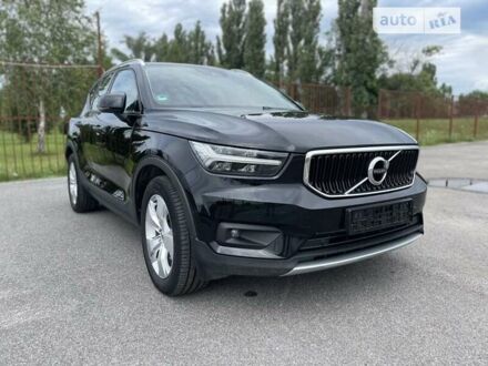 Чорний Вольво XC40, об'ємом двигуна 2 л та пробігом 174 тис. км за 29300 $, фото 1 на Automoto.ua