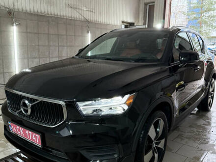 Черный Вольво XC40, объемом двигателя 2 л и пробегом 111 тыс. км за 22300 $, фото 1 на Automoto.ua