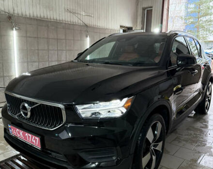 Черный Вольво XC40, объемом двигателя 2 л и пробегом 111 тыс. км за 22300 $, фото 1 на Automoto.ua