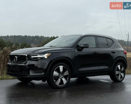 Черный Вольво XC40, объемом двигателя 2 л и пробегом 111 тыс. км за 22000 $, фото 1 на Automoto.ua