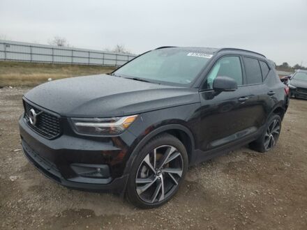 Вольво XC40 2020 в Львове на Automoto.ua Черный Вольво XC40, объемом двигателя 2 л и пробегом 74 тыс. км за 16500 $, фото 1 на Automoto.ua