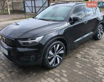 Черный Вольво XC40, объемом двигателя 0 л и пробегом 85 тыс. км за 32800 $, фото 1 на Automoto.ua