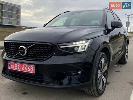 Черный Вольво XC40, объемом двигателя 1.48 л и пробегом 89 тыс. км за 35000 $, фото 1 на Automoto.ua