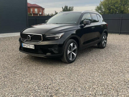 Черный Вольво XC40, объемом двигателя 2 л и пробегом 13 тыс. км за 39000 $, фото 1 на Automoto.ua
