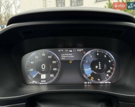 Красный Вольво XC40, объемом двигателя 2 л и пробегом 158 тыс. км за 20600 $, фото 13 на Automoto.ua