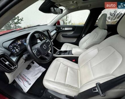 Красный Вольво XC40, объемом двигателя 2 л и пробегом 158 тыс. км за 20600 $, фото 10 на Automoto.ua