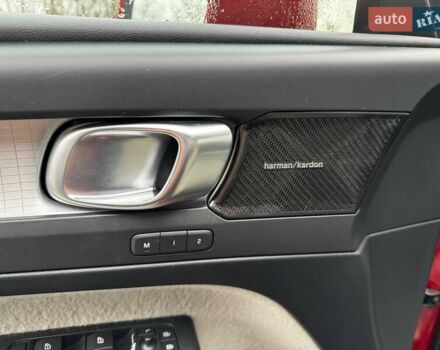 Красный Вольво XC40, объемом двигателя 2 л и пробегом 158 тыс. км за 20600 $, фото 21 на Automoto.ua