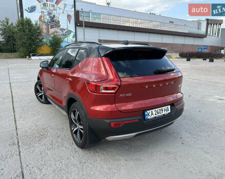 Красный Вольво XC40, объемом двигателя 1.97 л и пробегом 51 тыс. км за 42700 $, фото 9 на Automoto.ua