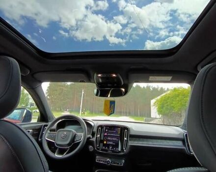 Вольво XC40 2020 в Славуте на Automoto.ua Красный Вольво XC40, объемом двигателя 1.97 л и пробегом 24 тыс. км за 38600 $, фото 23 на Automoto.ua