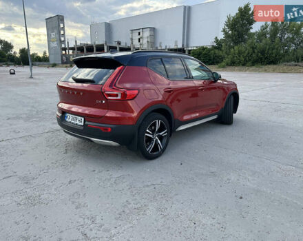 Красный Вольво XC40, объемом двигателя 1.97 л и пробегом 51 тыс. км за 42700 $, фото 6 на Automoto.ua