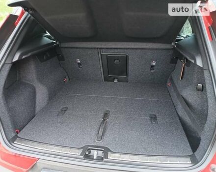 Красный Вольво XC40, объемом двигателя 1.97 л и пробегом 24 тыс. км за 38600 $, фото 13 на Automoto.ua