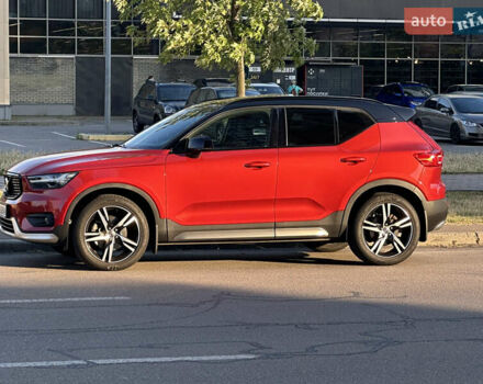Красный Вольво XC40, объемом двигателя 1.97 л и пробегом 51 тыс. км за 42700 $, фото 43 на Automoto.ua