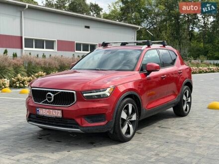 Червоний Вольво XC40, об'ємом двигуна 1.97 л та пробігом 214 тис. км за 16700 $, фото 1 на Automoto.ua