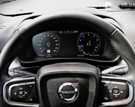 Вольво XC40 2019 в Черкассах на Automoto.ua Вольво XC40, объемом двигателя 2 л и пробегом 44 тыс. км за 30500 $, фото 12 на Automoto.ua