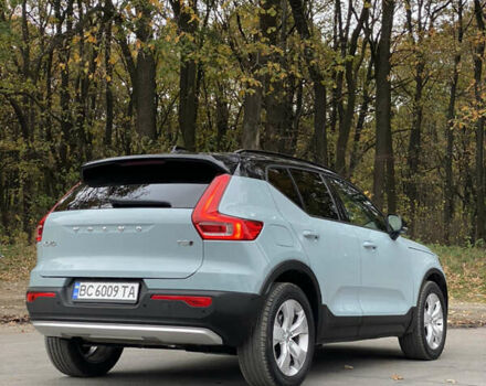 Вольво XC40, объемом двигателя 1.97 л и пробегом 17 тыс. км за 32500 $, фото 17 на Automoto.ua