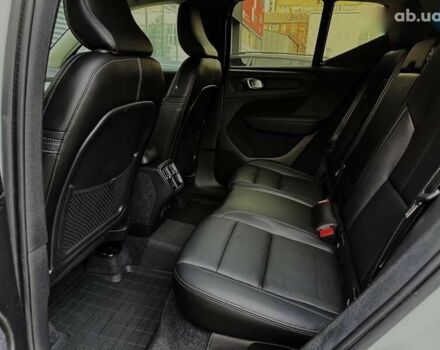Вольво XC40, объемом двигателя 2 л и пробегом 73 тыс. км за 29900 $, фото 28 на Automoto.ua