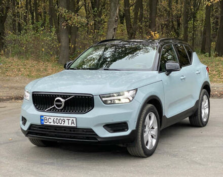 Вольво XC40, объемом двигателя 1.97 л и пробегом 17 тыс. км за 32500 $, фото 9 на Automoto.ua