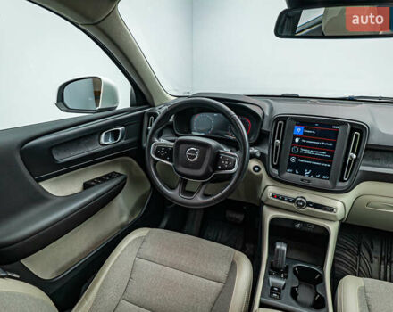 Вольво XC40 2019 в Киеве на Automoto.ua Вольво XC40, объемом двигателя 2 л и пробегом 194 тыс. км за 25832 $, фото 11 на Automoto.ua