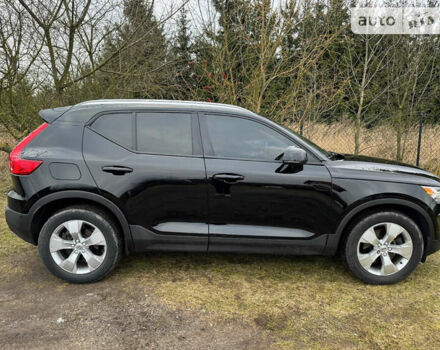 Вольво XC40, об'ємом двигуна 2 л та пробігом 84 тис. км за 23999 $, фото 2 на Automoto.ua