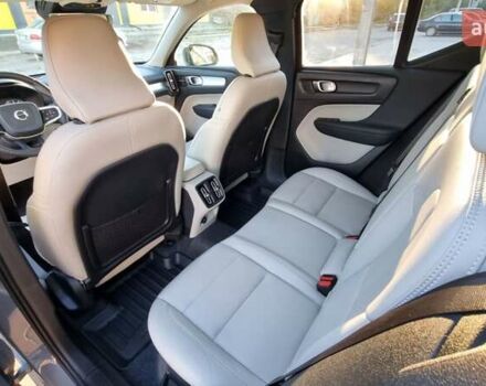 Вольво XC40, объемом двигателя 2 л и пробегом 155 тыс. км за 30000 $, фото 21 на Automoto.ua