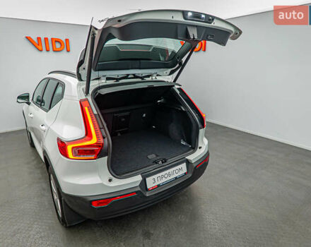 Вольво XC40 2019 в Киеве на Automoto.ua Вольво XC40, объемом двигателя 2 л и пробегом 194 тыс. км за 25832 $, фото 6 на Automoto.ua