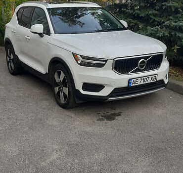 Вольво XC40, об'ємом двигуна 1.97 л та пробігом 35 тис. км за 27300 $, фото 2 на Automoto.ua