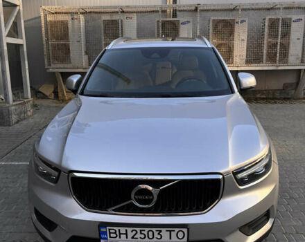 Вольво XC40, объемом двигателя 1.97 л и пробегом 98 тыс. км за 26000 $, фото 4 на Automoto.ua