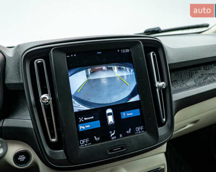 Вольво XC40 2019 в Киеве на Automoto.ua Вольво XC40, объемом двигателя 2 л и пробегом 194 тыс. км за 25832 $, фото 16 на Automoto.ua