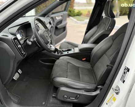 Вольво XC40, об'ємом двигуна 2 л та пробігом 78 тис. км за 25800 $, фото 23 на Automoto.ua