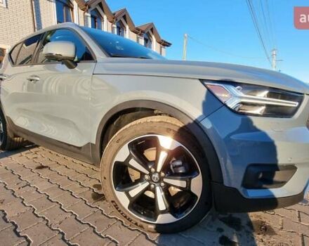 Вольво XC40, объемом двигателя 2 л и пробегом 155 тыс. км за 30000 $, фото 6 на Automoto.ua