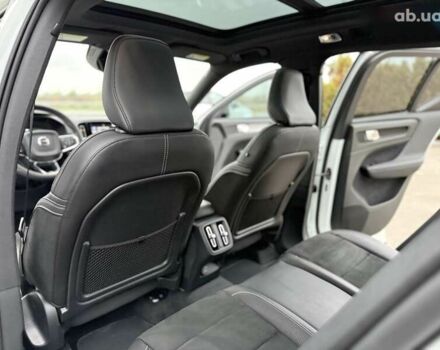 Вольво XC40, об'ємом двигуна 2 л та пробігом 78 тис. км за 25800 $, фото 27 на Automoto.ua