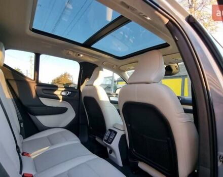 Вольво XC40, объемом двигателя 2 л и пробегом 155 тыс. км за 30000 $, фото 26 на Automoto.ua