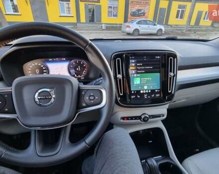 Вольво XC40, объемом двигателя 2 л и пробегом 155 тыс. км за 30000 $, фото 30 на Automoto.ua