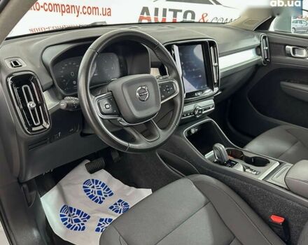 Вольво XC40, объемом двигателя 2 л и пробегом 194 тыс. км за 24850 $, фото 6 на Automoto.ua