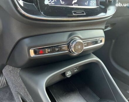Вольво XC40, объемом двигателя 2 л и пробегом 73 тыс. км за 26800 $, фото 24 на Automoto.ua