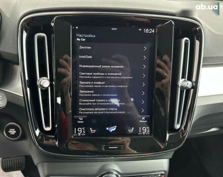 Вольво XC40, объемом двигателя 2 л и пробегом 194 тыс. км за 24850 $, фото 26 на Automoto.ua