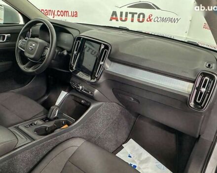 Вольво XC40, объемом двигателя 2 л и пробегом 194 тыс. км за 24850 $, фото 8 на Automoto.ua
