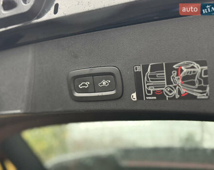 Вольво XC40, об'ємом двигуна 1.97 л та пробігом 109 тис. км за 32000 $, фото 33 на Automoto.ua