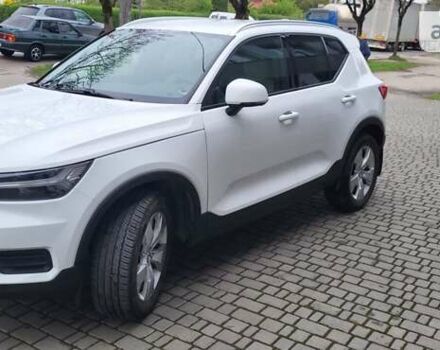 Вольво XC40, объемом двигателя 1.97 л и пробегом 12 тыс. км за 26300 $, фото 40 на Automoto.ua