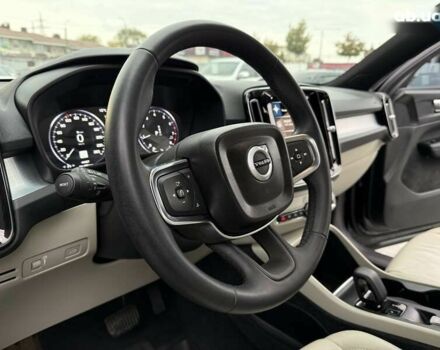 Вольво XC40, объемом двигателя 2 л и пробегом 44 тыс. км за 25900 $, фото 19 на Automoto.ua