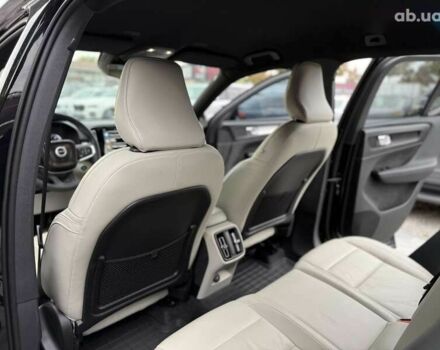 Вольво XC40, объемом двигателя 2 л и пробегом 44 тыс. км за 25900 $, фото 24 на Automoto.ua