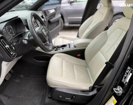 Вольво XC40, объемом двигателя 2 л и пробегом 44 тыс. км за 25900 $, фото 16 на Automoto.ua
